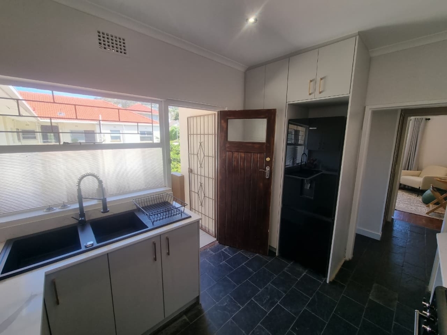 To Let 2 Bedroom Property for Rent in Tamboerskloof Western Cape